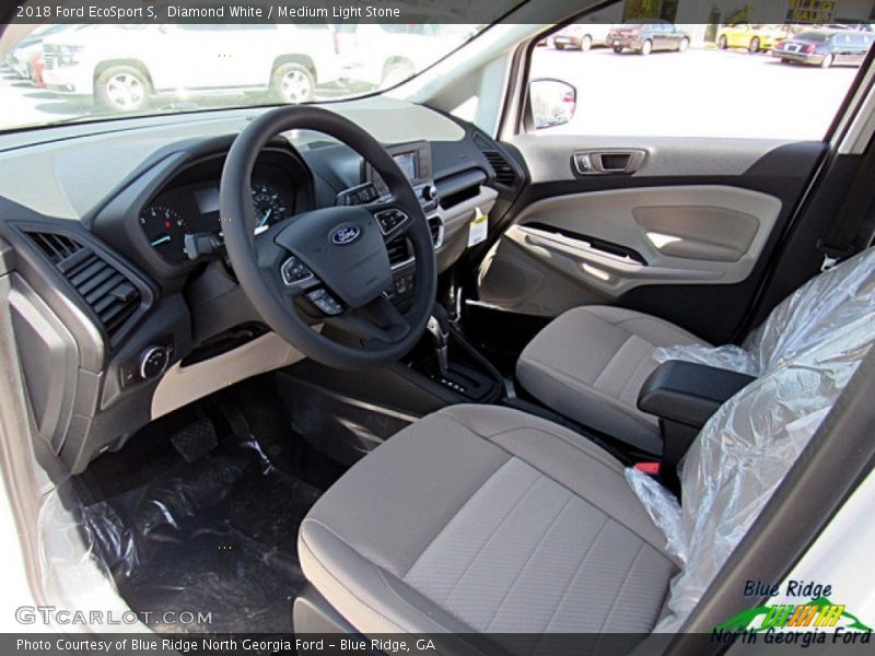 Diamond White / Medium Light Stone 2018 Ford EcoSport S