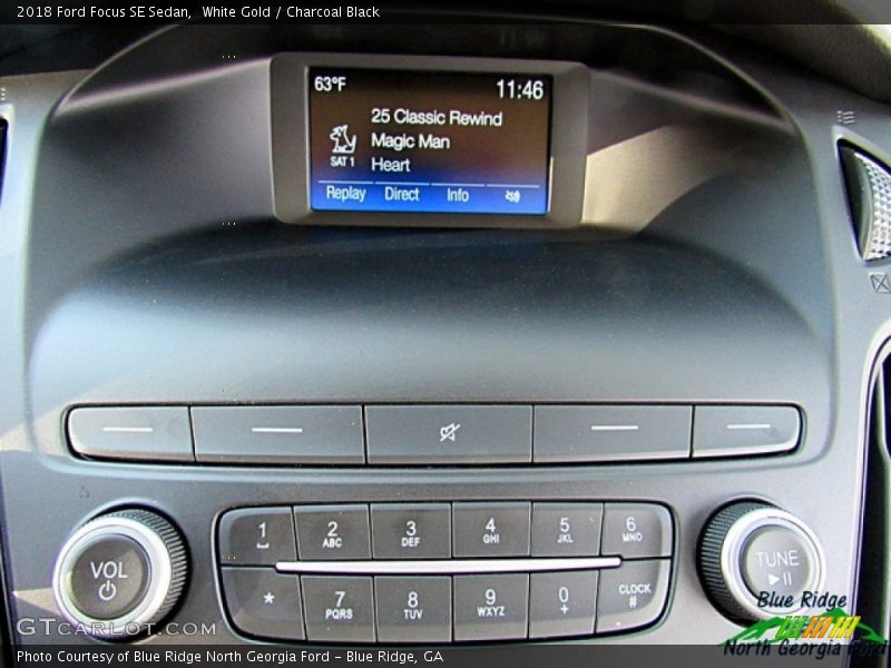 White Gold / Charcoal Black 2018 Ford Focus SE Sedan