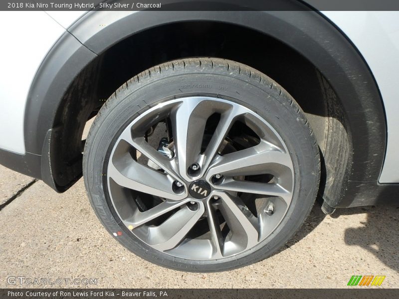 Silky Silver / Charcoal 2018 Kia Niro Touring Hybrid