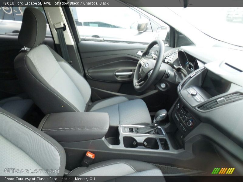 Shadow Black / Charcoal Black 2018 Ford Escape SE 4WD