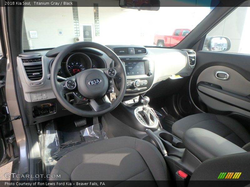 Titanium Gray / Black 2018 Kia Soul