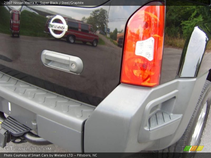 Super Black / Steel/Graphite 2007 Nissan Xterra X