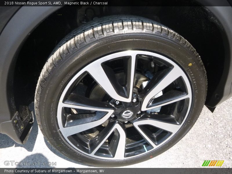 Magnetic Black / Charcoal 2018 Nissan Rogue Sport SL AWD