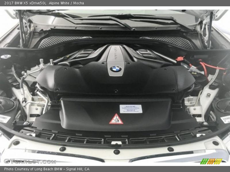 Alpine White / Mocha 2017 BMW X5 xDrive50i