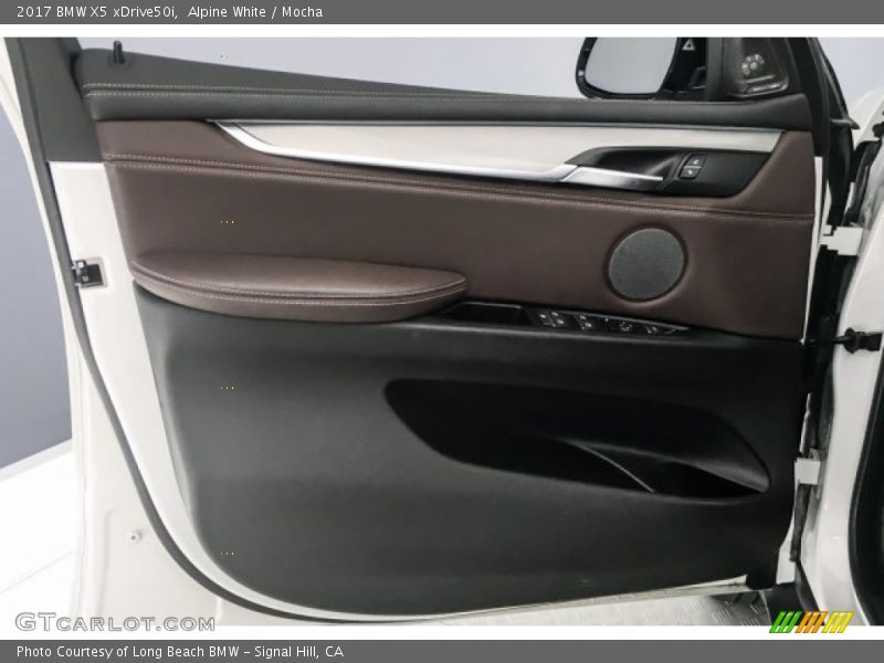 Alpine White / Mocha 2017 BMW X5 xDrive50i
