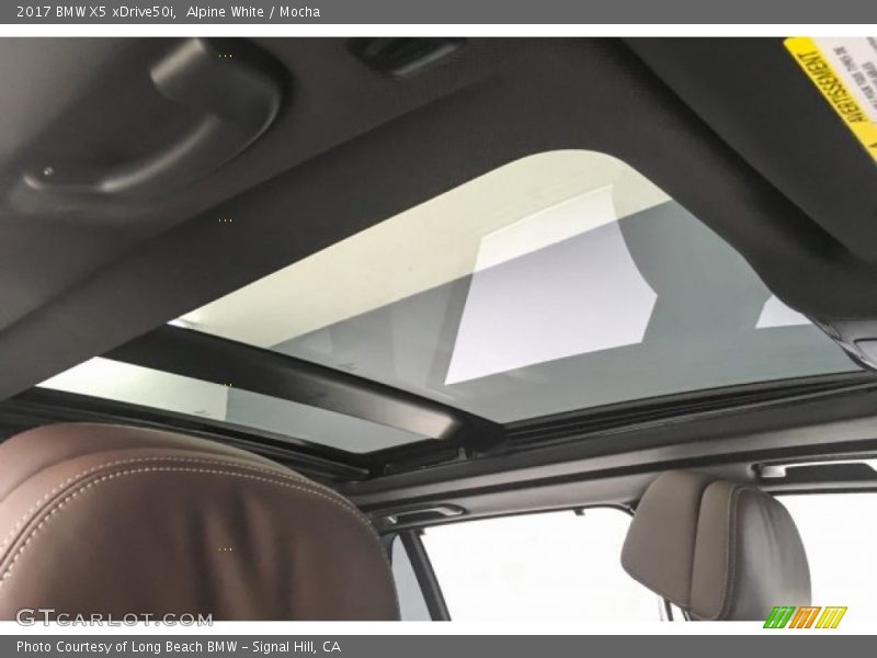 Alpine White / Mocha 2017 BMW X5 xDrive50i