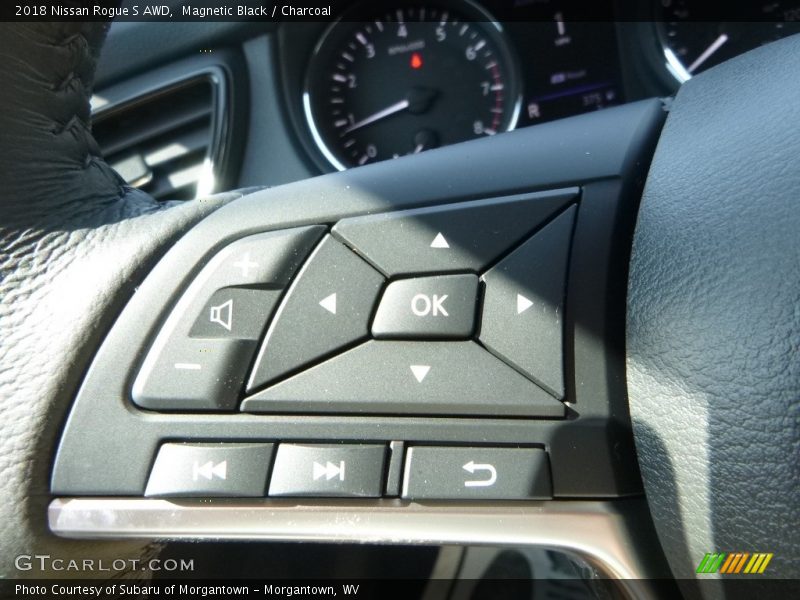 Magnetic Black / Charcoal 2018 Nissan Rogue S AWD