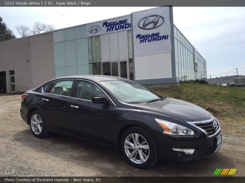 Super Black / Beige 2015 Nissan Altima 2.5 SV