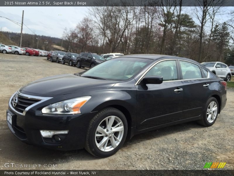 Super Black / Beige 2015 Nissan Altima 2.5 SV