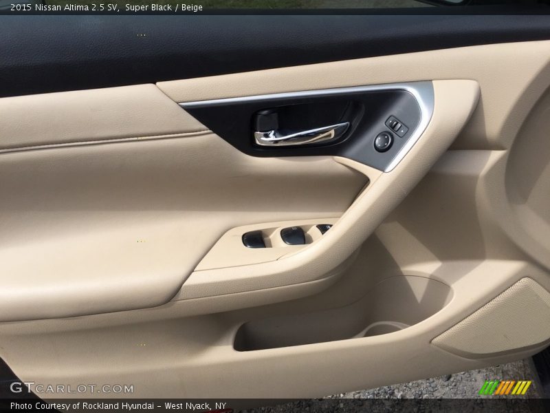 Super Black / Beige 2015 Nissan Altima 2.5 SV