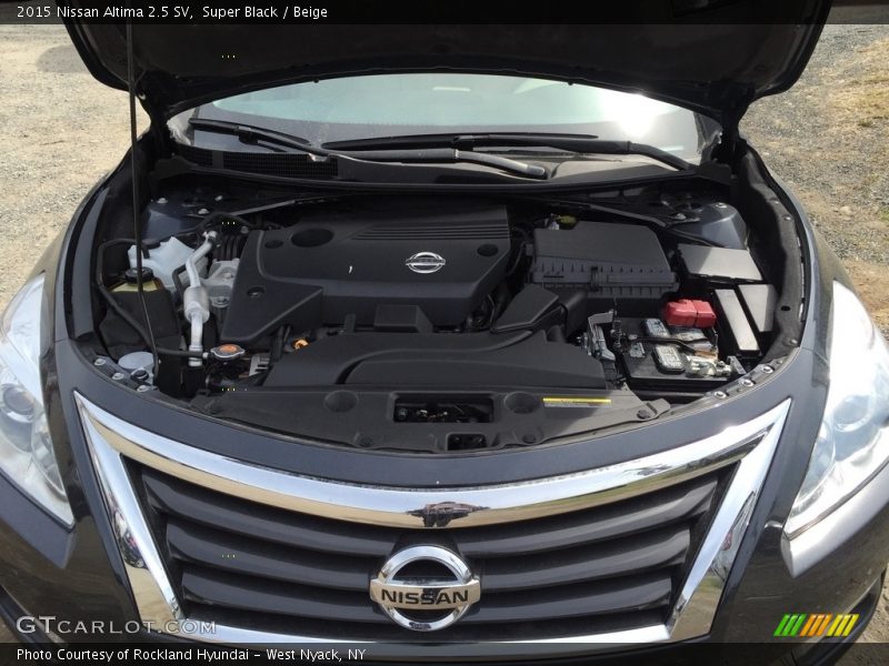 Super Black / Beige 2015 Nissan Altima 2.5 SV