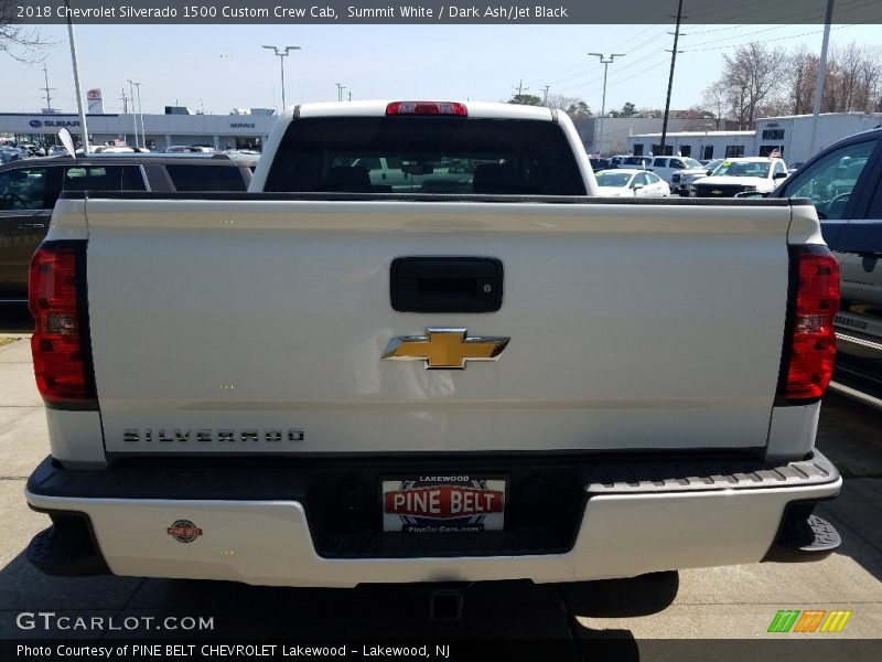 Summit White / Dark Ash/Jet Black 2018 Chevrolet Silverado 1500 Custom Crew Cab