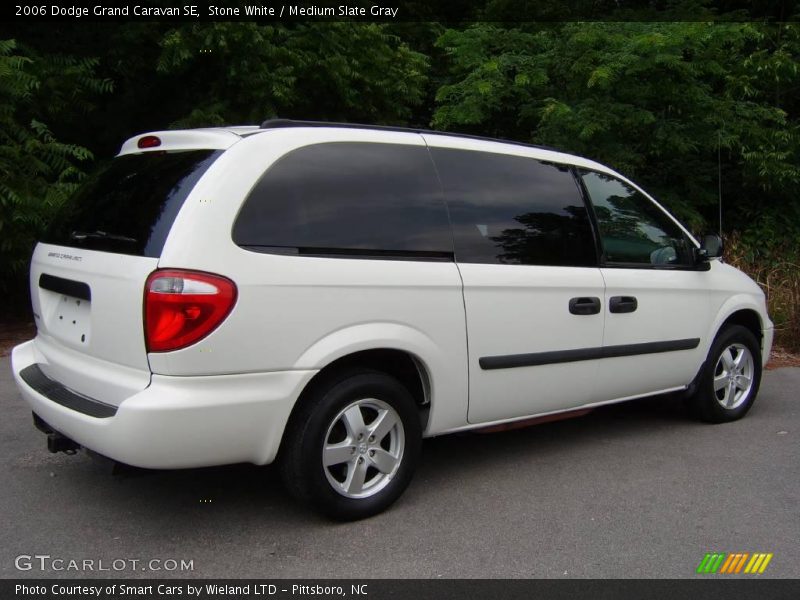 Stone White / Medium Slate Gray 2006 Dodge Grand Caravan SE