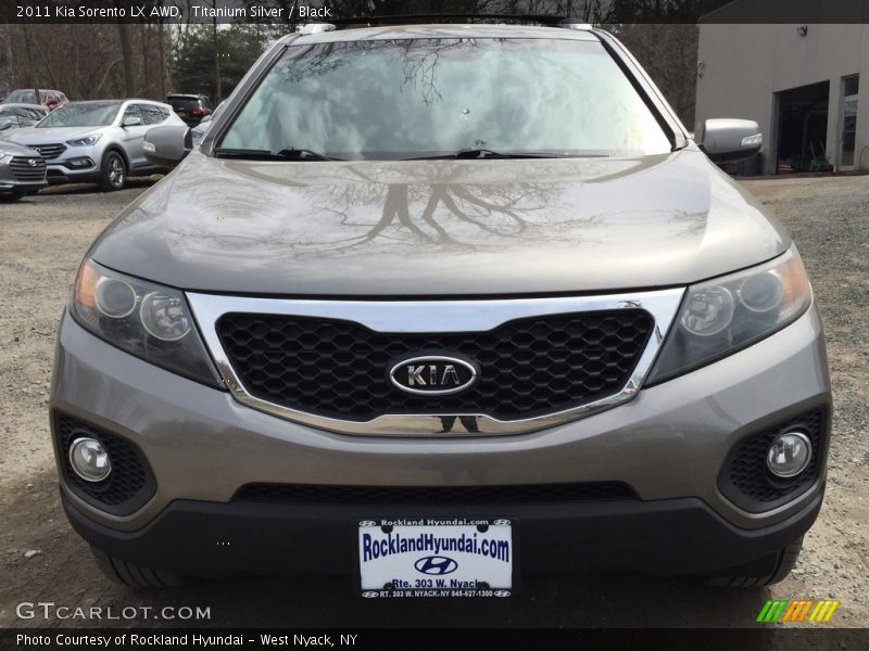 Titanium Silver / Black 2011 Kia Sorento LX AWD