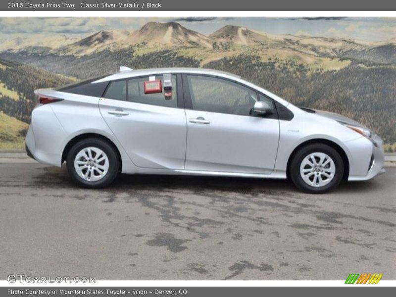 Classic Silver Metallic / Black 2016 Toyota Prius Two