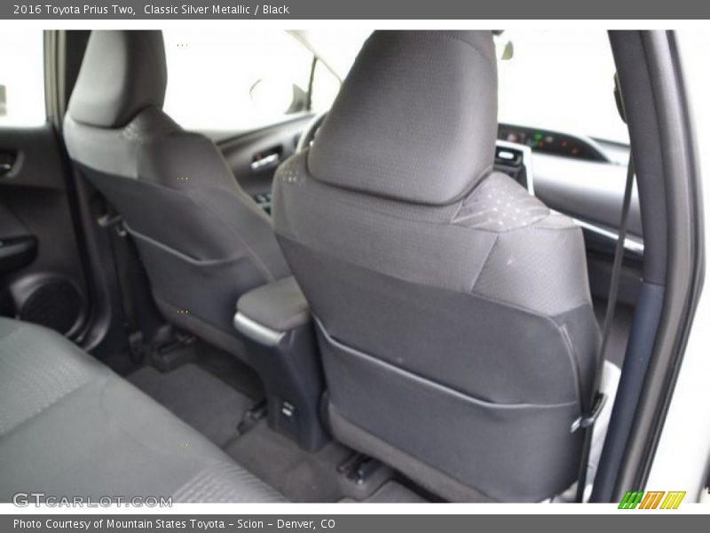 Classic Silver Metallic / Black 2016 Toyota Prius Two