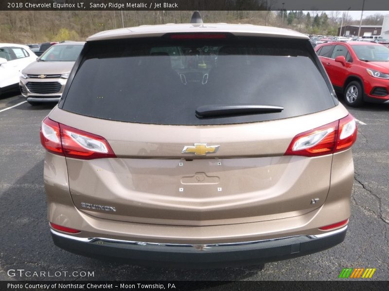 Sandy Ridge Metallic / Jet Black 2018 Chevrolet Equinox LT
