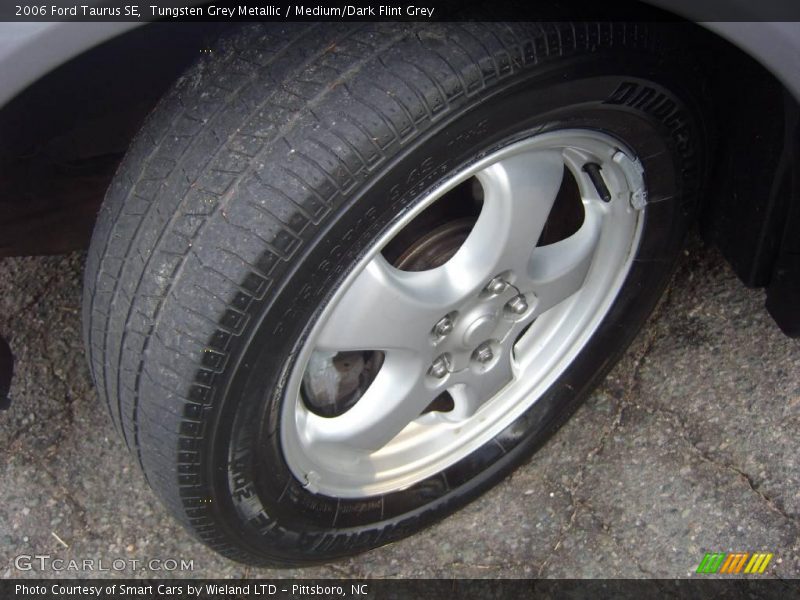 Tungsten Grey Metallic / Medium/Dark Flint Grey 2006 Ford Taurus SE