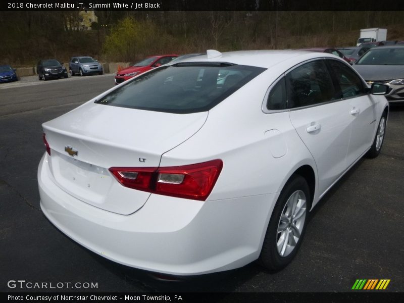 Summit White / Jet Black 2018 Chevrolet Malibu LT
