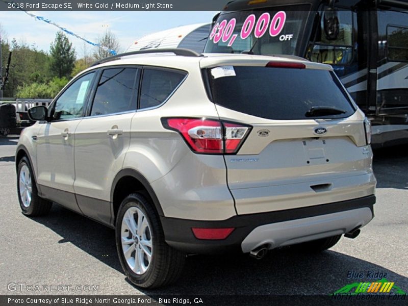 White Gold / Medium Light Stone 2018 Ford Escape SE