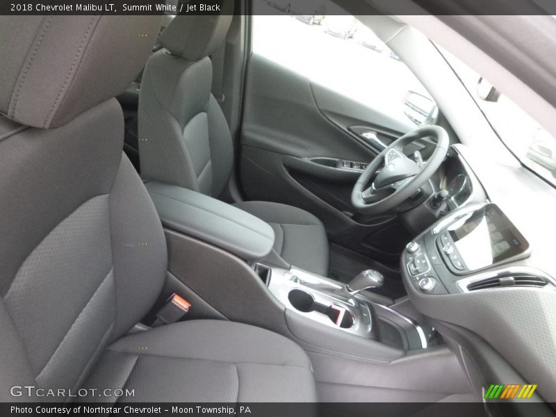 Summit White / Jet Black 2018 Chevrolet Malibu LT