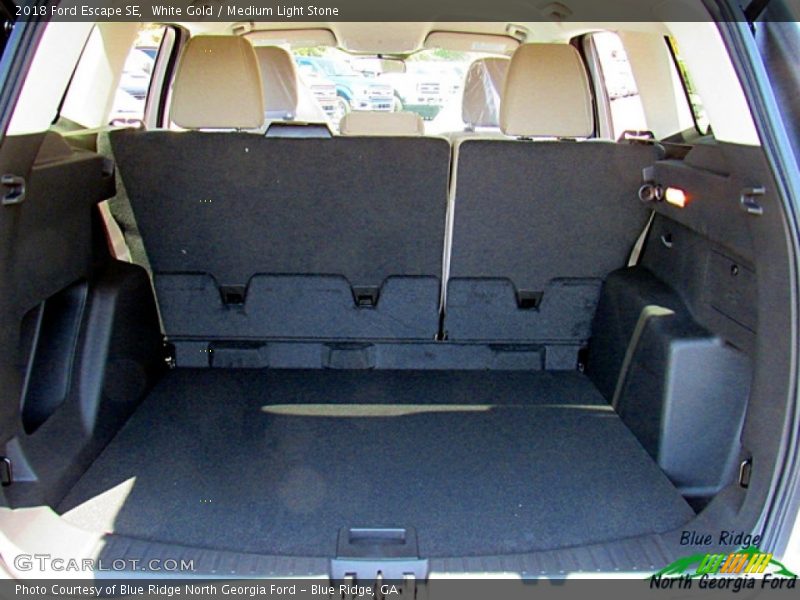 White Gold / Medium Light Stone 2018 Ford Escape SE