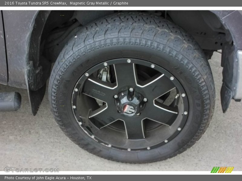 Magnetic Gray Metallic / Graphite 2016 Toyota Tundra SR5 CrewMax