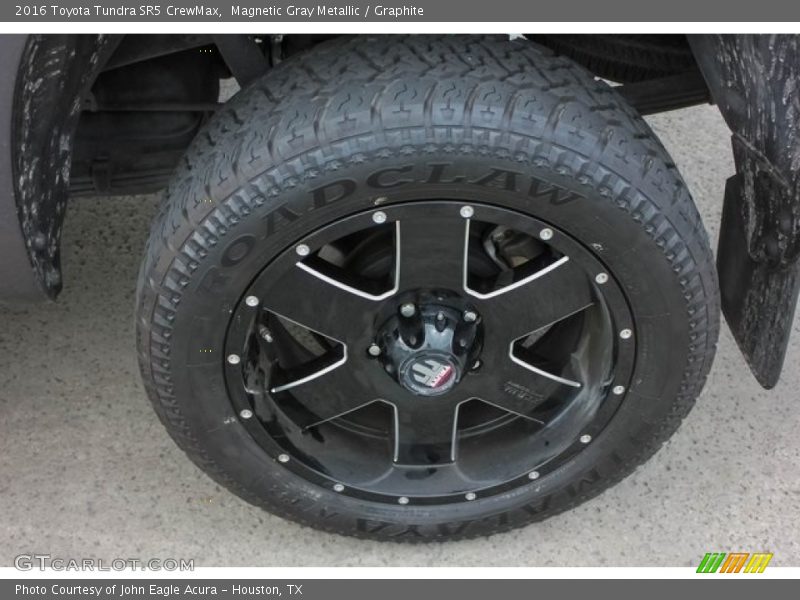 Magnetic Gray Metallic / Graphite 2016 Toyota Tundra SR5 CrewMax