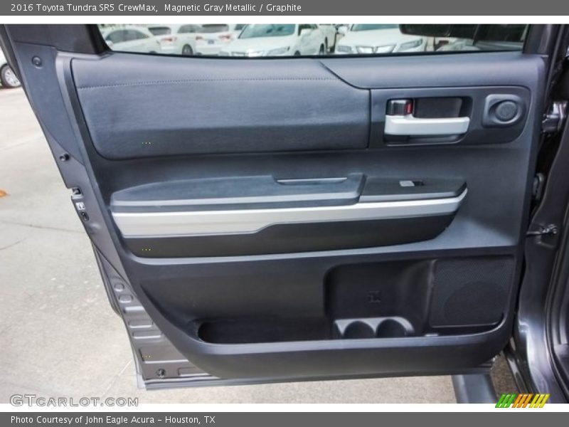 Magnetic Gray Metallic / Graphite 2016 Toyota Tundra SR5 CrewMax