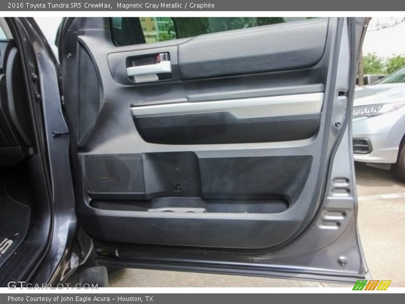 Magnetic Gray Metallic / Graphite 2016 Toyota Tundra SR5 CrewMax