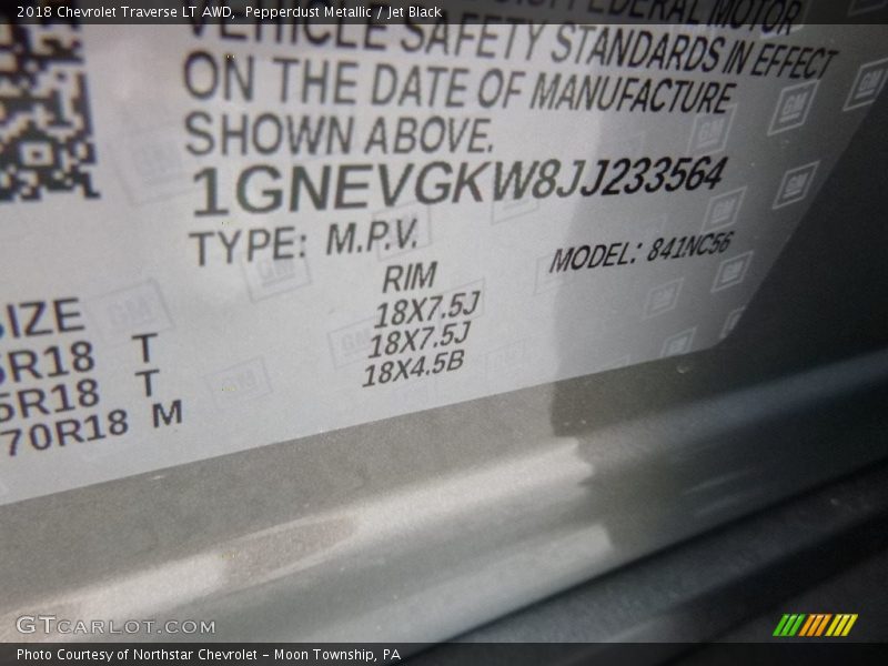 Pepperdust Metallic / Jet Black 2018 Chevrolet Traverse LT AWD