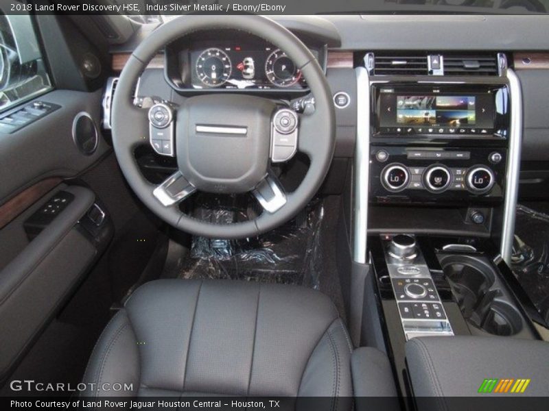 Indus Silver Metallic / Ebony/Ebony 2018 Land Rover Discovery HSE