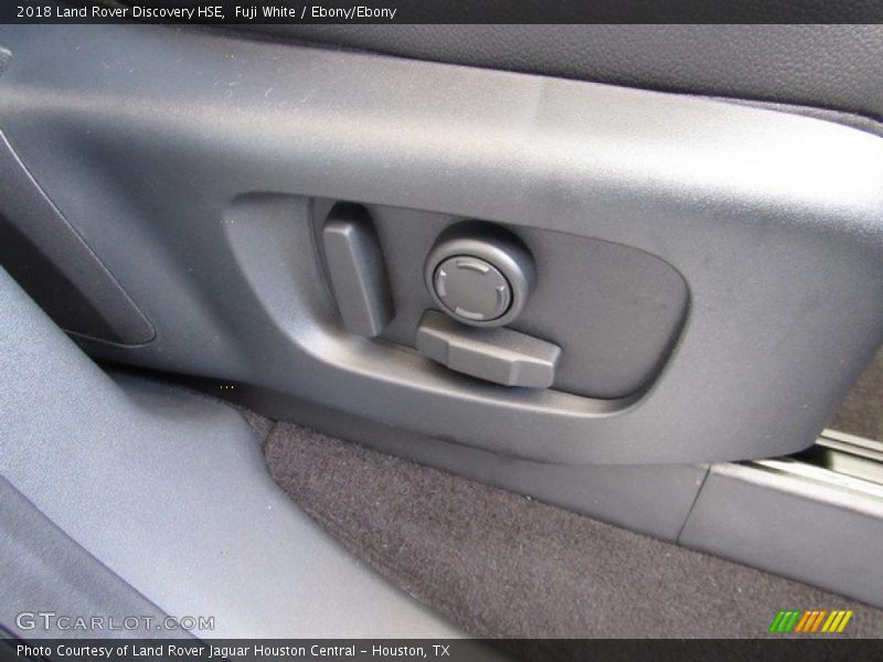 Fuji White / Ebony/Ebony 2018 Land Rover Discovery HSE