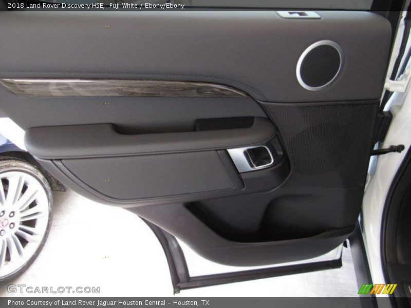 Fuji White / Ebony/Ebony 2018 Land Rover Discovery HSE