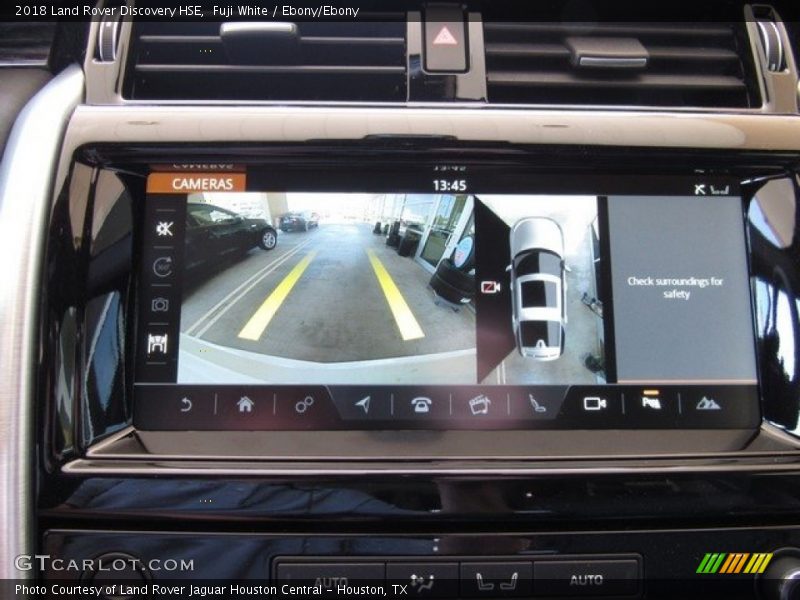 Fuji White / Ebony/Ebony 2018 Land Rover Discovery HSE