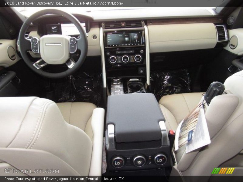 Loire Blue Metallic / Acorn/Ebony 2018 Land Rover Discovery HSE
