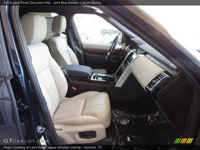 Loire Blue Metallic / Acorn/Ebony 2018 Land Rover Discovery HSE