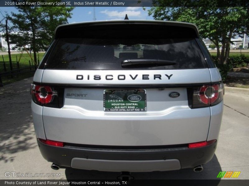 Indus Silver Metallic / Ebony 2018 Land Rover Discovery Sport SE