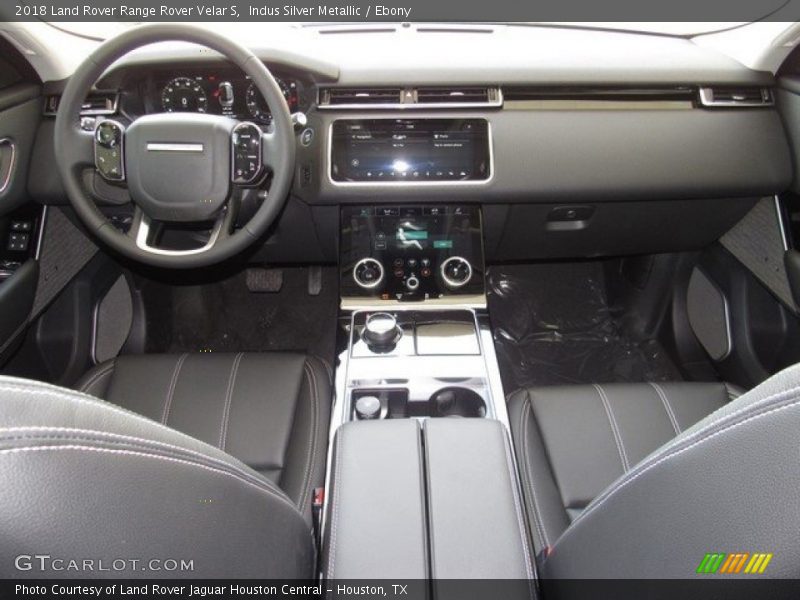 Indus Silver Metallic / Ebony 2018 Land Rover Range Rover Velar S