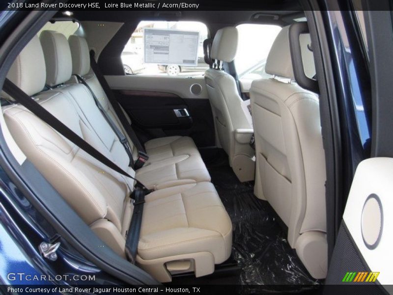 Loire Blue Metallic / Acorn/Ebony 2018 Land Rover Discovery HSE