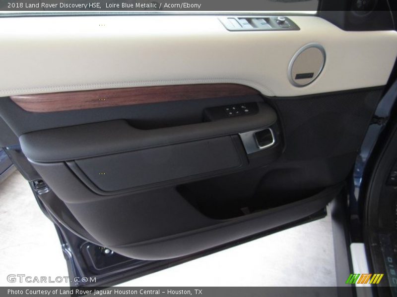 Loire Blue Metallic / Acorn/Ebony 2018 Land Rover Discovery HSE
