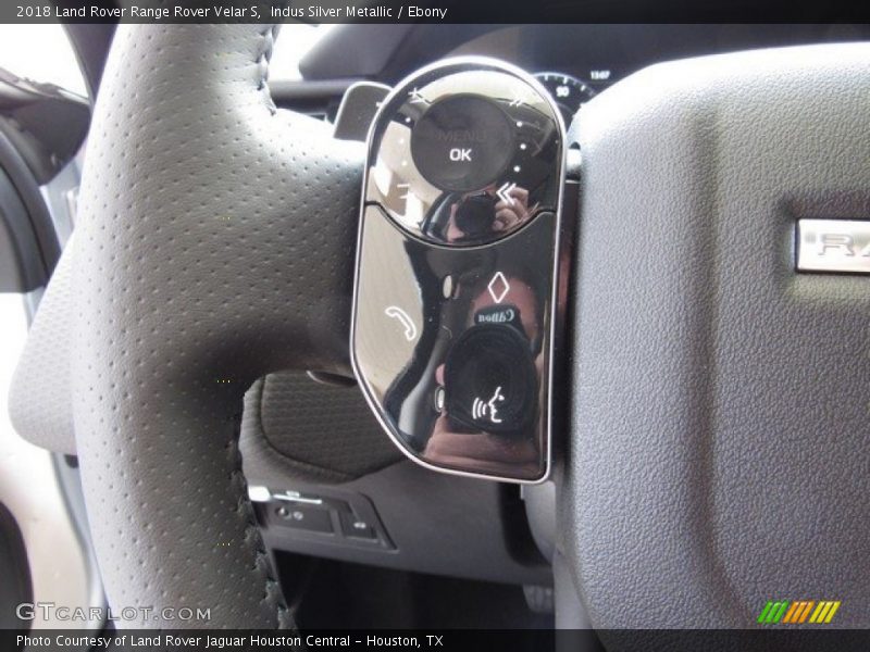Indus Silver Metallic / Ebony 2018 Land Rover Range Rover Velar S