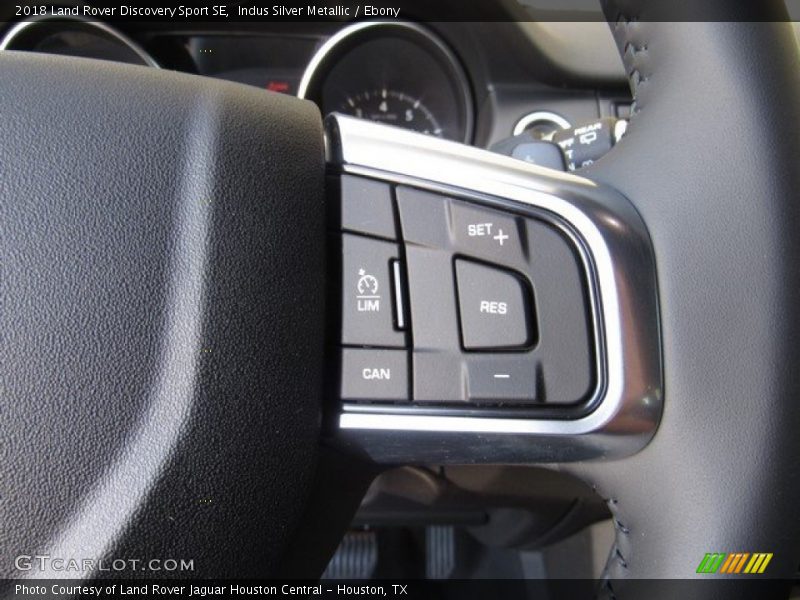 Indus Silver Metallic / Ebony 2018 Land Rover Discovery Sport SE