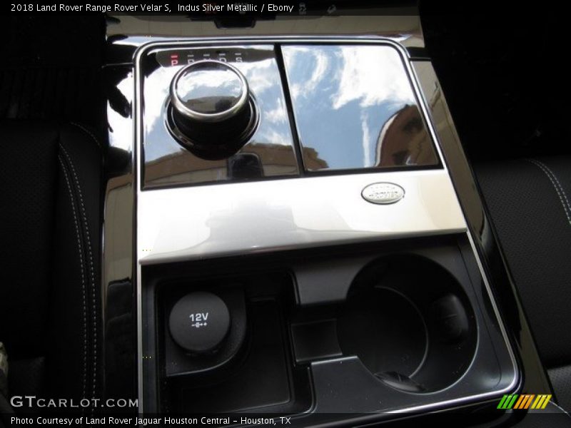 Indus Silver Metallic / Ebony 2018 Land Rover Range Rover Velar S