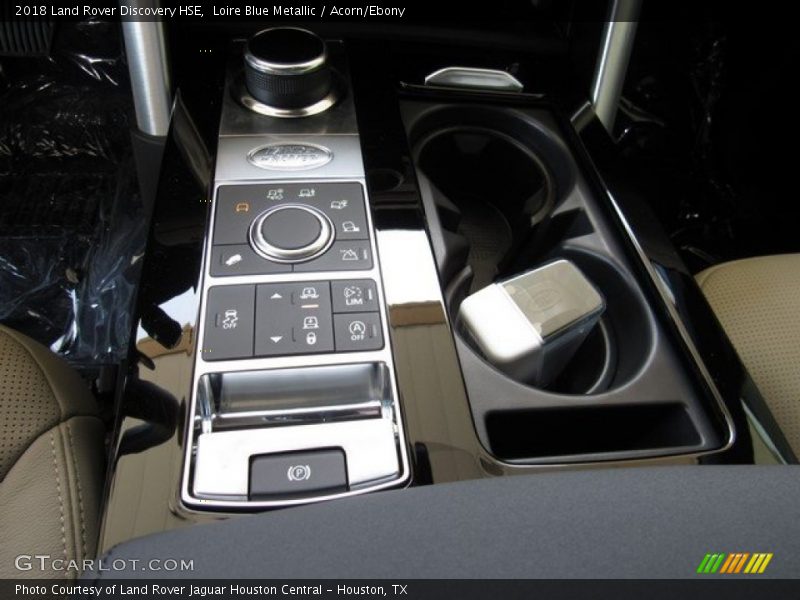 Loire Blue Metallic / Acorn/Ebony 2018 Land Rover Discovery HSE