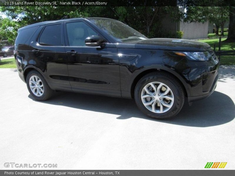 Narvik Black / Acorn/Ebony 2018 Land Rover Discovery SE