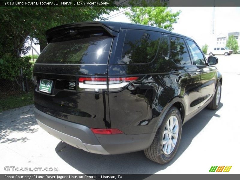 Narvik Black / Acorn/Ebony 2018 Land Rover Discovery SE