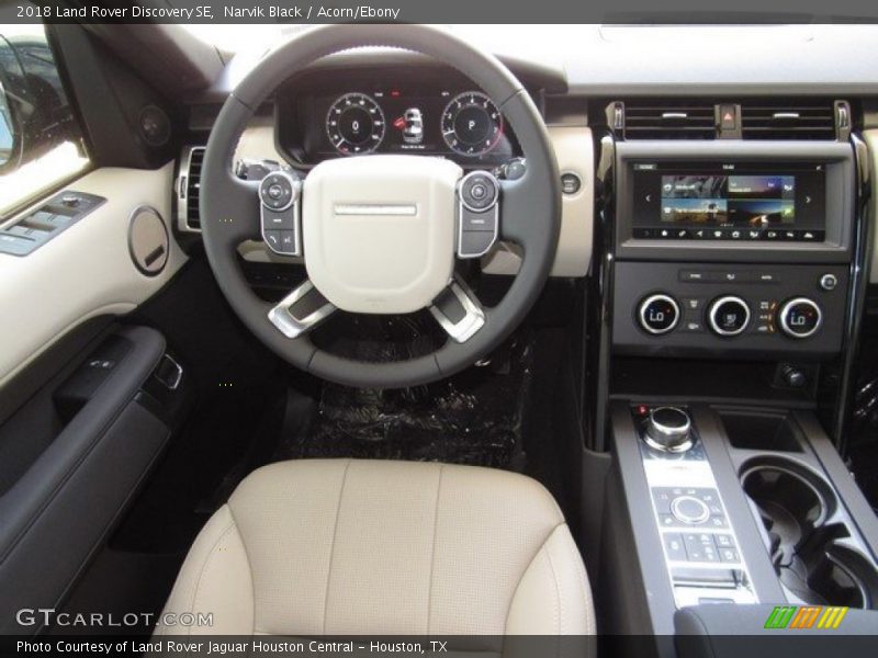 Narvik Black / Acorn/Ebony 2018 Land Rover Discovery SE