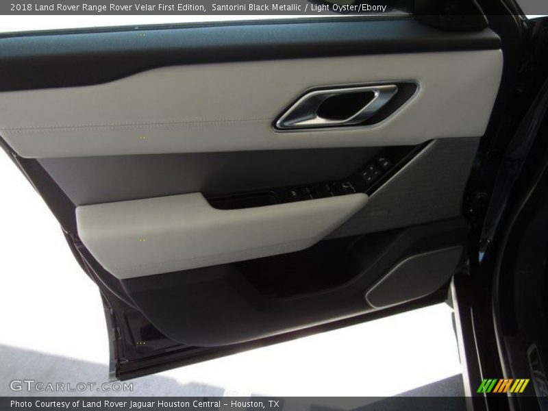 Door Panel of 2018 Range Rover Velar First Edition