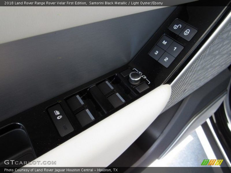Controls of 2018 Range Rover Velar First Edition